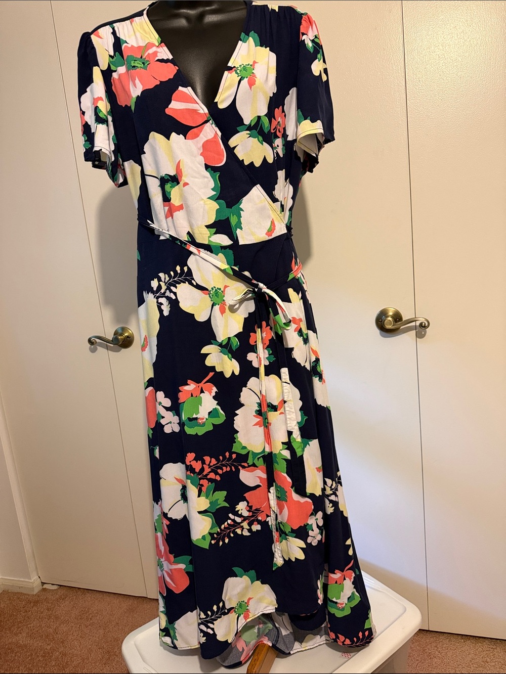 Wmns Gap Floral Wrap Midi Dress - Navy with White, Coral & Green